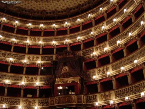 Napoli 24 - Teatro San Carlo